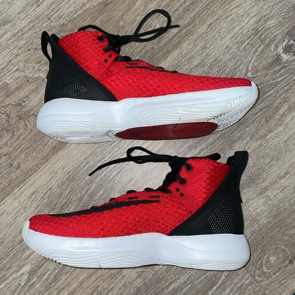 EUC Men’s Nike Zoom Rize BQ5468-600 University Red Basketball Shoes US 7 - Picture 5 of 9